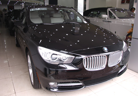 550i GranTurismo tại showroom Sơn Tùng, Hà Nội