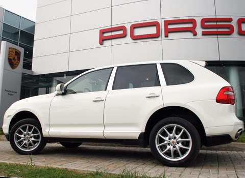 Porsche Cayenne 2011 được bán tại Việt Nam