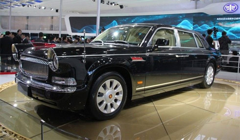 Phần lớn thông tin chi tiết về Firs Auto Works Red Flag limo vẫn còn là bí ẩn. Ảnh: Autoblog.