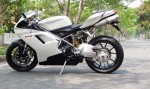 Superbike Ducati 848 trên phố Việt Nam