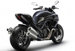 Ducati Diavel Diamond Black - Kim cương đen tỏa sáng