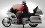 Tìm hiểu túi khí trên xe mô-tô Honda Gold Wing