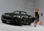 Mazda MX-5 diện “hắc y”