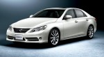 Toyota Mark X: cạnh tranh với BMW 5 series