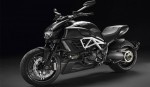 Ducati Diavel “hung hãn” hơn với đồ chơi từ AMG