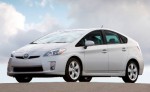 Toyota Prius vẫn tiết kiệm nhiên liệu nhất