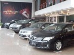 Year-end paradox: car manufacturers reduce prices to stimulate demand