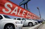 Khi GM và Chrysler cắt giảm đại lý phân phối