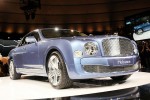 Đối thủ của Rolls-Royce Phantom trình làng