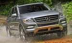 Mercedes-Benz M-Class 2012 đã có giá bán