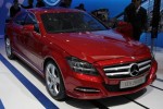 Mercedes trưng bày 2 phiên bản đầu tiên dòng CLS mới tại PMS 2010