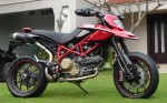 Ducati Hypermotard 1100 EVO SP đầu tiên tại Việt Nam