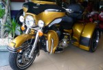 Harley Davidson Ultra Classic ba bánh ở Sài Gòn