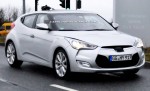 Hyundai Veloster bản Âu “khỏa thân” trên đường phố Đức