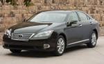 Lexus giảm giá xe để 'hạ gục' Mercedes