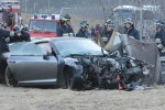 Siêu xe Nissan GT-R nát đầu vì đâm phải xe buýt