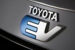Toyota RAV4 chạy điện chuẩn bị ra mắt