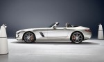 Siêu âm thanh cho xe mui trần SLS AMG 2012