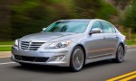 Hyundai Genesis 2012 có giá khởi điểm 34.200 USD
