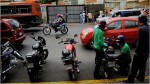 Cuộc sống rủi ro của 'xe ôm' tại Venezuela