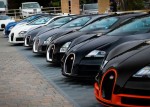 Cuộc hội ngộ hiếm hoi của 11 chiếc Bugatti Veyron