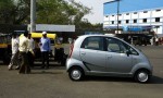 Chật vật cùng Tata Nano