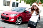 Hyundai Veloster làm dáng cùng phái đẹp